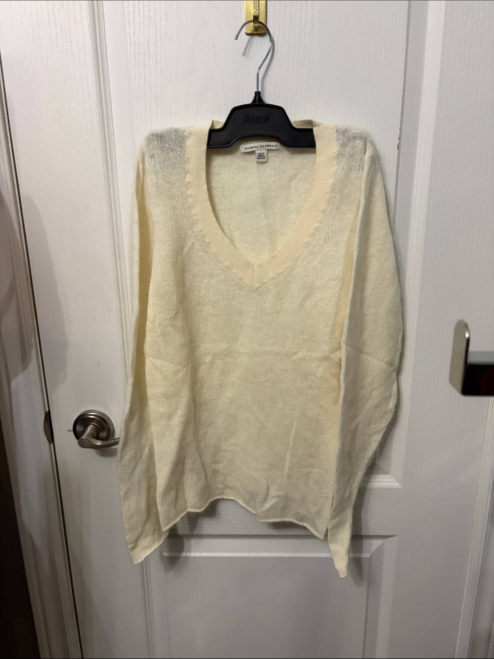 Banana Republic Light Cream V-Neck Sweater